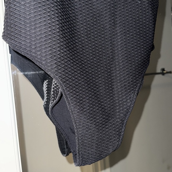 EUC Anine Bing one Piece Swim - Picture 3 of 8